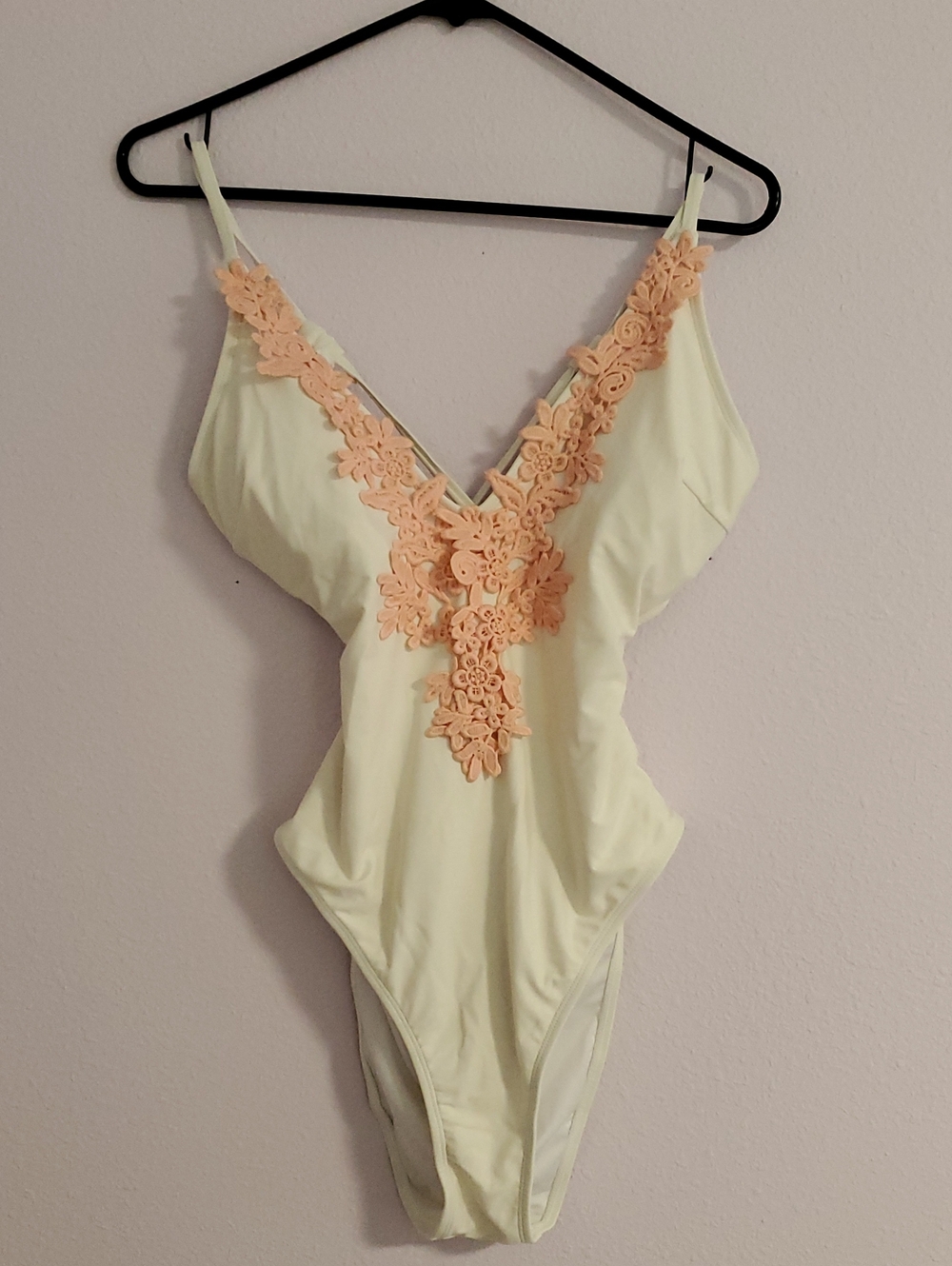Cupshe One-Piece Swim Suit